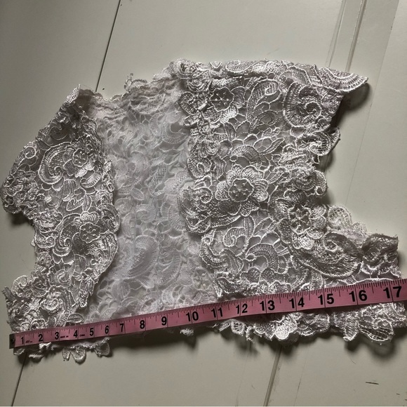 Custom Tailored Women’s Lace Corset White Wedding Dress w/cape and gloves Sz M - Picture 13 of 17